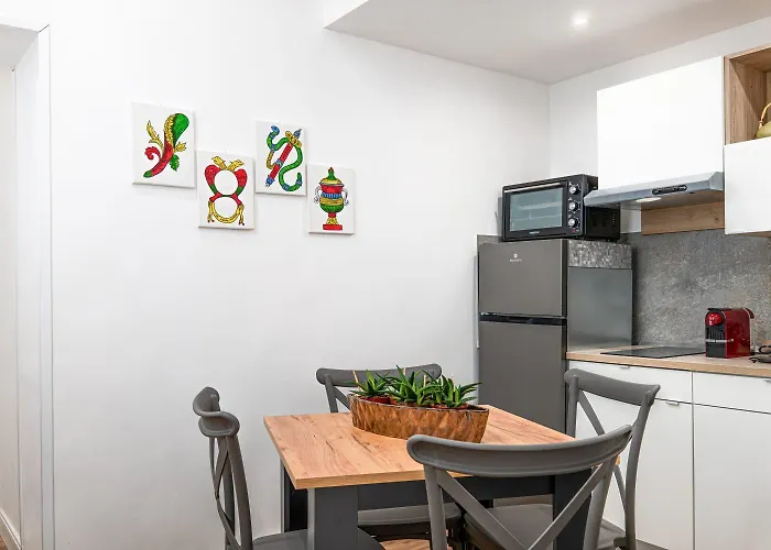 105 Apartment